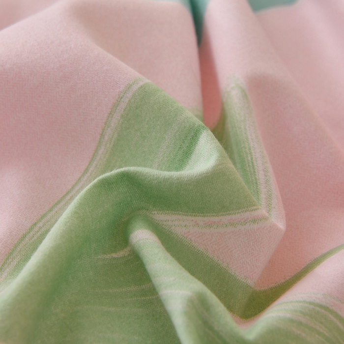 91家纺网 家纺一手货源 找家纺 宇彬家纺 2025新款秋冬全棉纯棉精梳生态原棉印花加厚磨毛被套单被套被套单件单品被套 兰黛（粉）