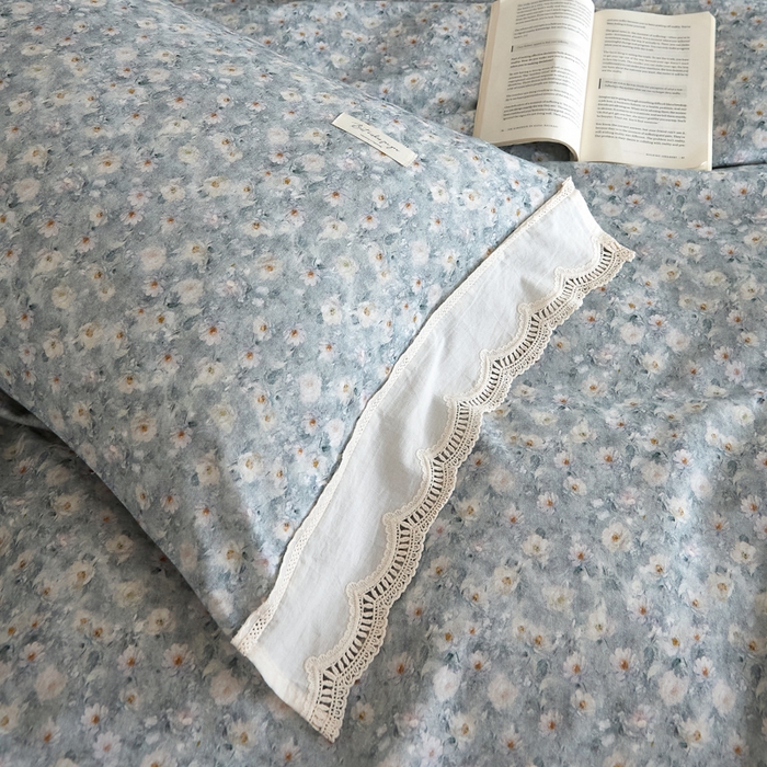 91家纺网 家纺一手货源 找家纺 大彩家居 2025新款全棉纯棉水洗磨毛四件套 浅蓝繁花