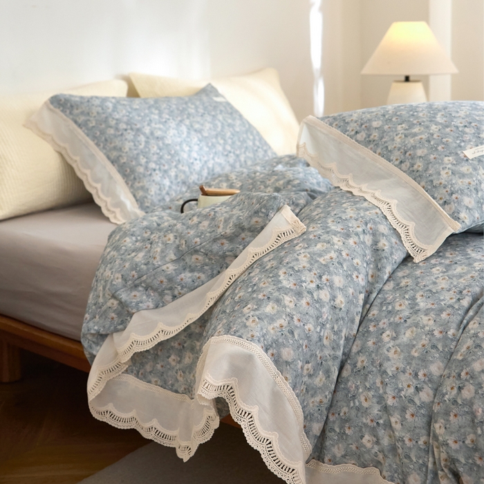 91家纺网 家纺一手货源 找家纺 大彩家居 2025新款全棉纯棉水洗磨毛四件套 浅蓝繁花
