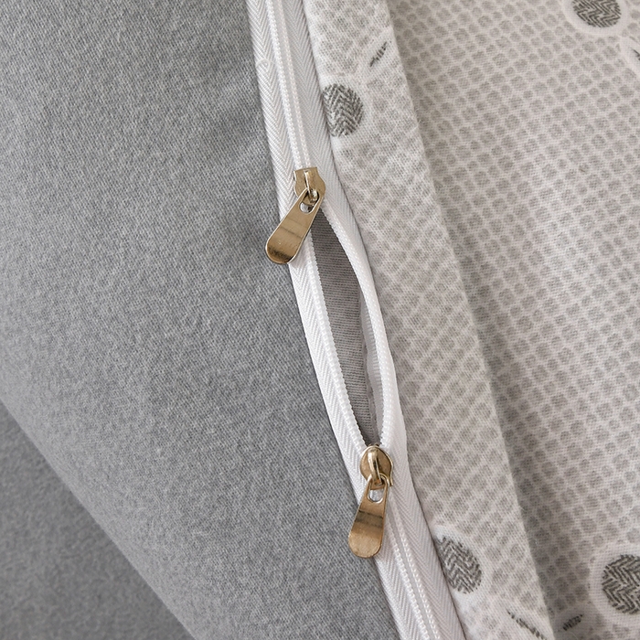 91家纺网 家纺一手货源 找家纺 宇彬家纺 2025新款秋冬全棉纯棉精梳生态原棉印花加厚磨毛被套单被套被套单件单品被套 维尼（灰）