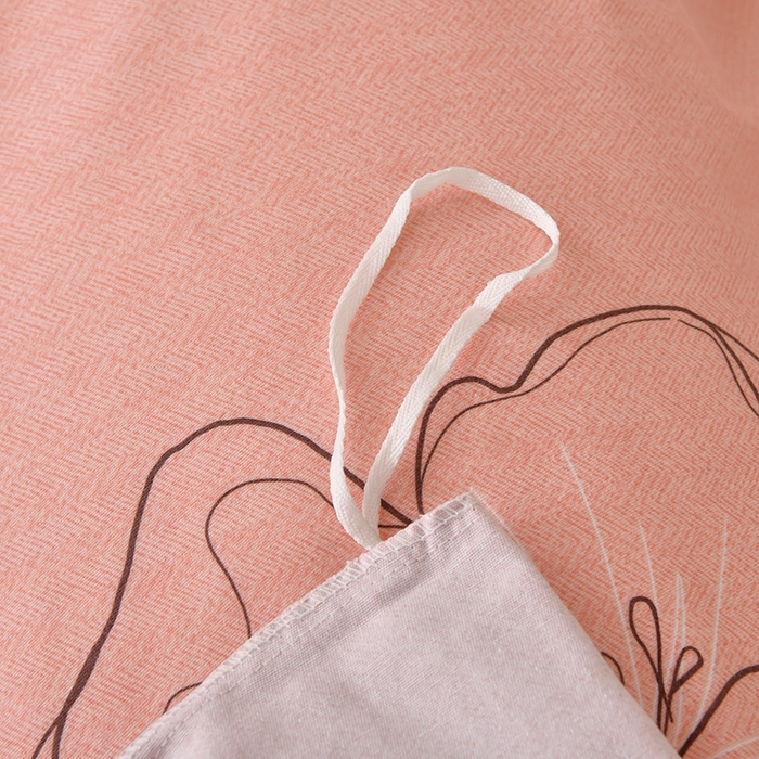 91家纺网 家纺一手货源 找家纺 宇彬家纺 2025新款秋冬全棉纯棉精梳生态原棉印花加厚磨毛被套单被套被套单件单品被套 预谋邂逅（粉）