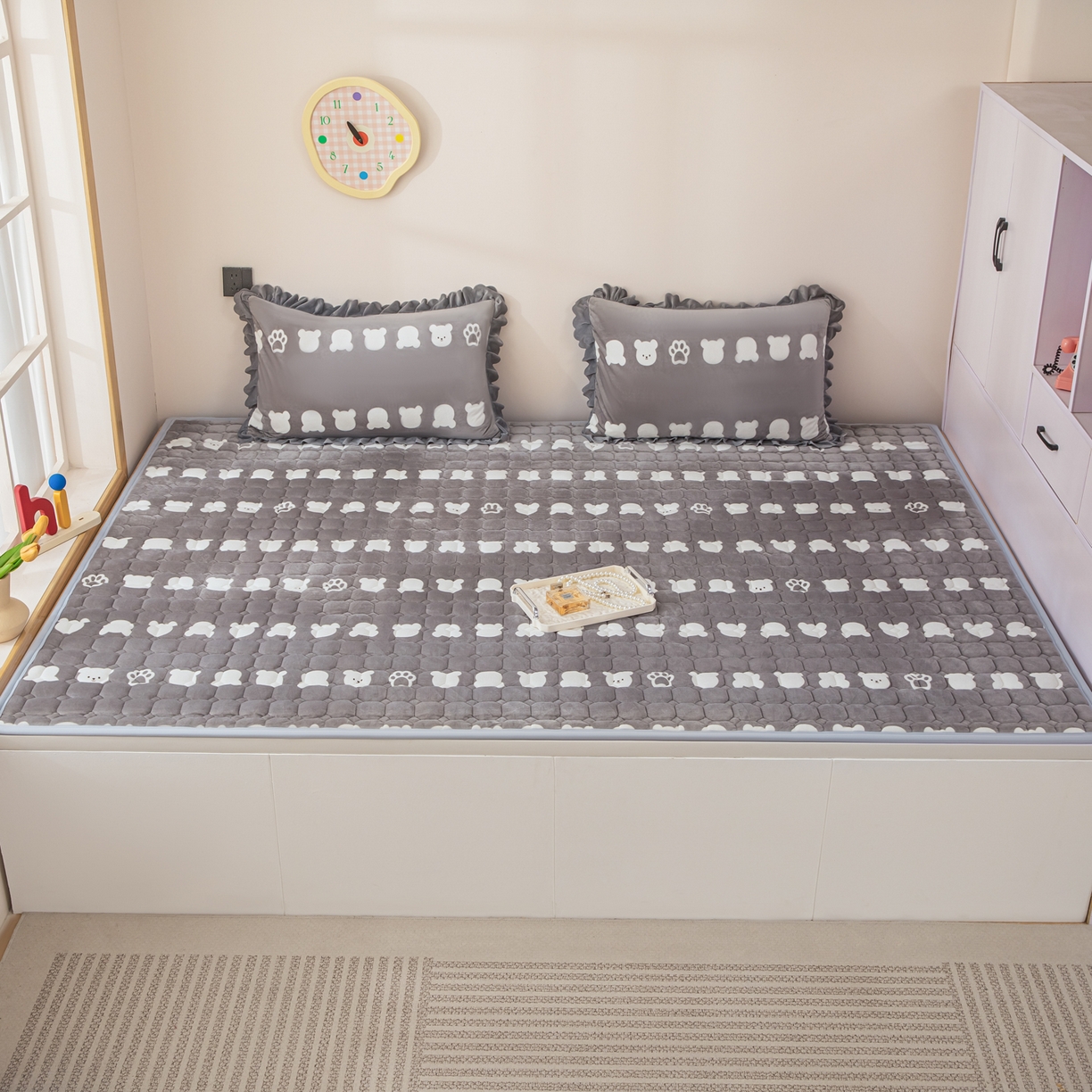 91家纺网 家纺一手货源 找家纺 （总）手艺人家纺 2025新款宝宝绒新格子垫子