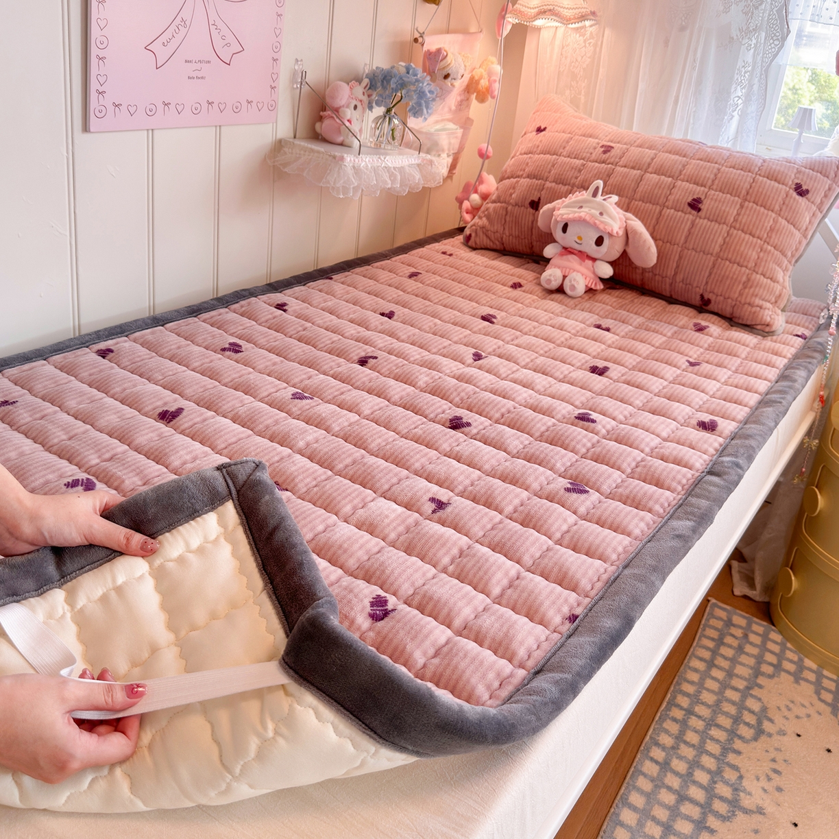 91家纺网 家纺一手货源 找家纺 （总）韩巢家纺 冬季高低床2025款牛奶绒水晶边床垫床护垫学生床褥子宿舍寝室床褥铺底