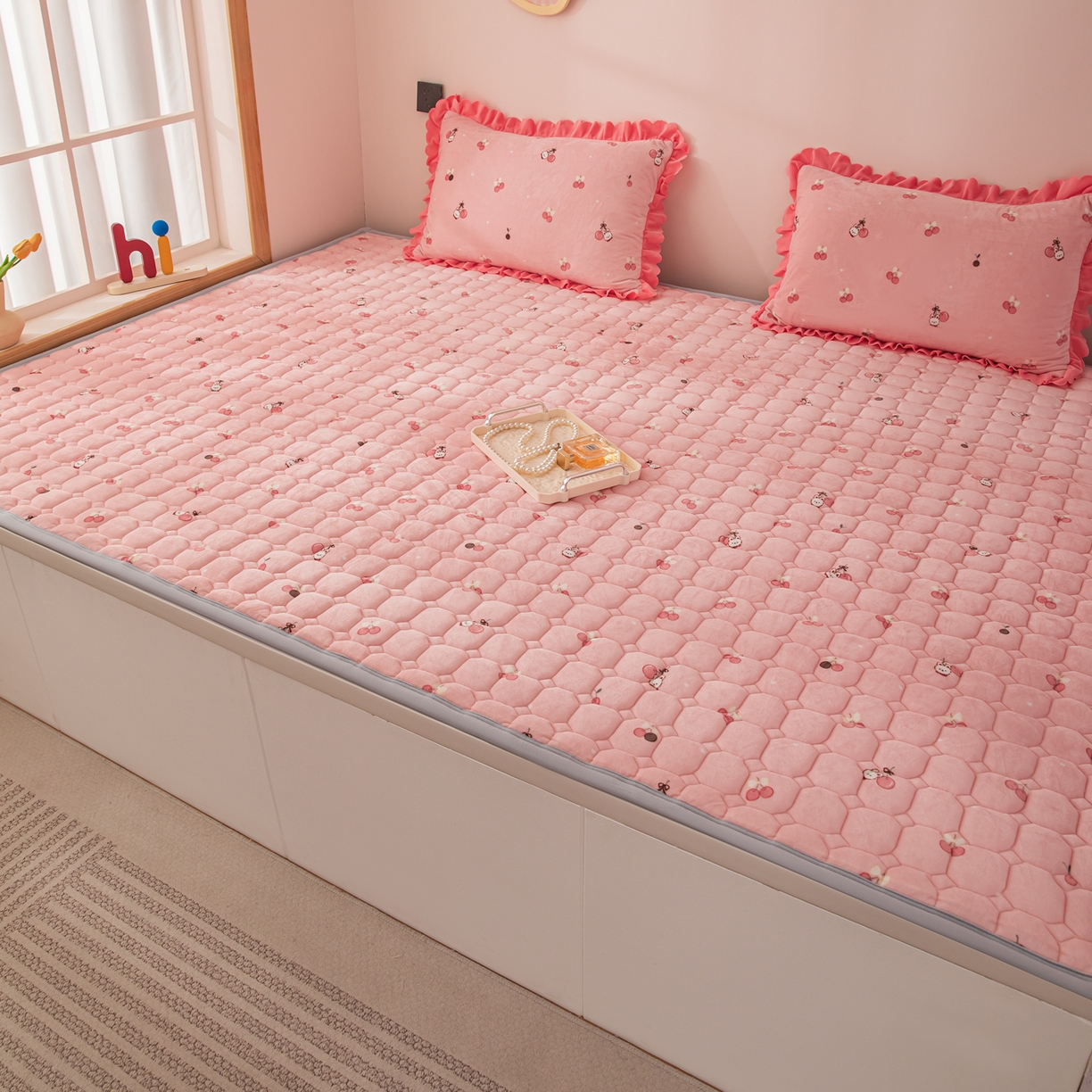 91家纺网 家纺一手货源 找家纺 手艺人家纺 2025新款宝宝绒新格子垫子 DT03