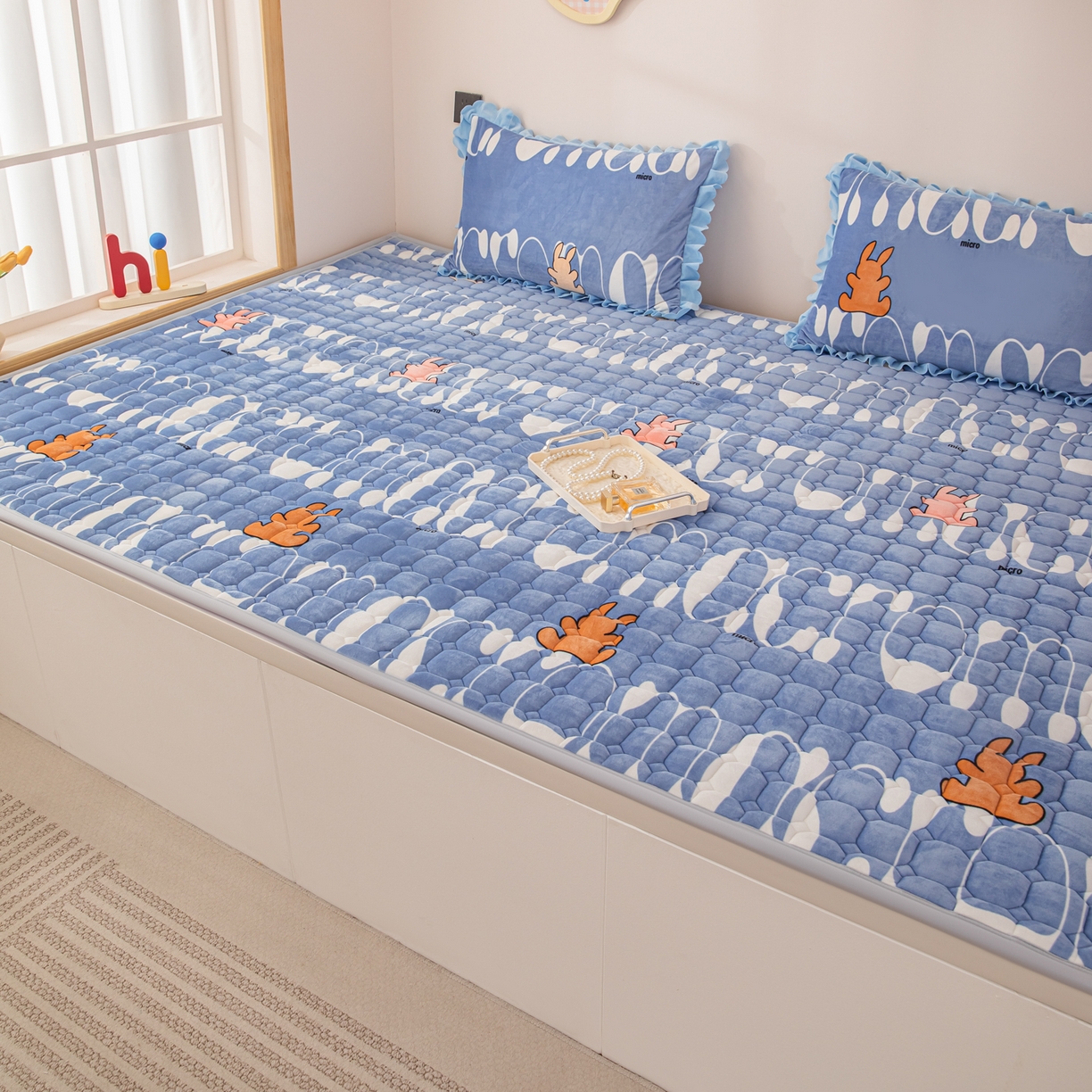 91家纺网 家纺一手货源 找家纺 手艺人家纺 2025新款宝宝绒新格子垫子 DT06