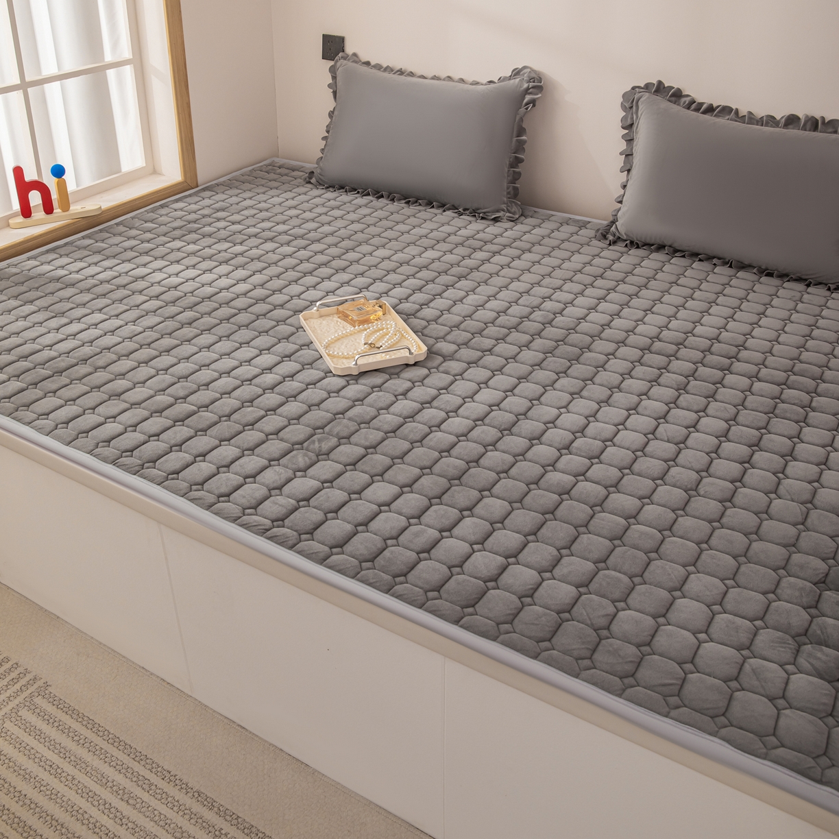 91家纺网 家纺一手货源 找家纺 手艺人家纺 2025新款宝宝绒新格子垫子 DT09