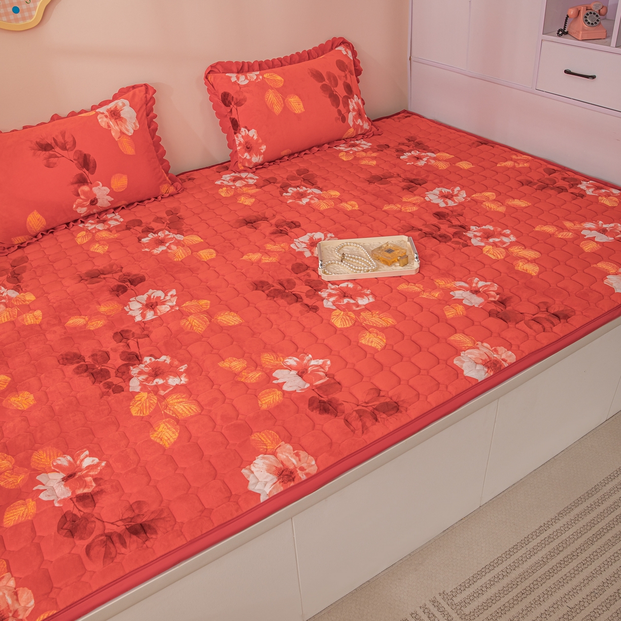 91家纺网 家纺一手货源 找家纺 手艺人家纺 2025新款宝宝绒新格子垫子 DT11