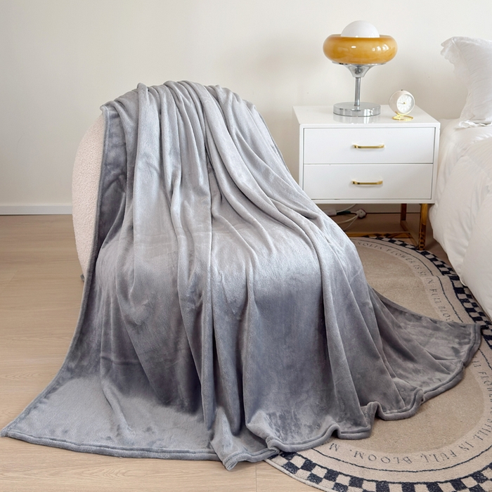 91家纺网 家纺一手货源 找家纺 （总）卡琪曼 2025新款素色法兰绒毛毯毯子