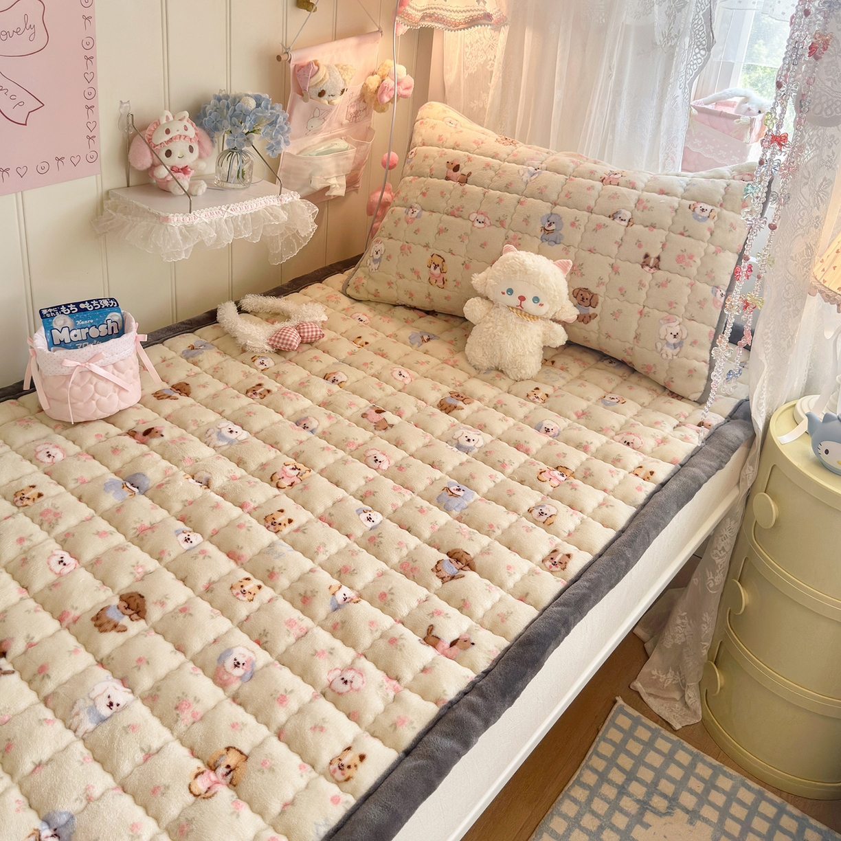 91家纺网 家纺一手货源 找家纺 韩巢家纺 冬季高低床2025款牛奶绒水晶边床垫床护垫学生床褥子宿舍寝室床褥铺底 水晶边-迷你小狗