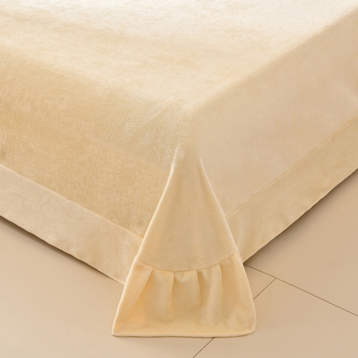 91家纺网 家纺一手货源 找家纺 梦之星 2025新款9斤毛巾绣韩式花边牛奶绒四件套 蝴蝶-淡黄