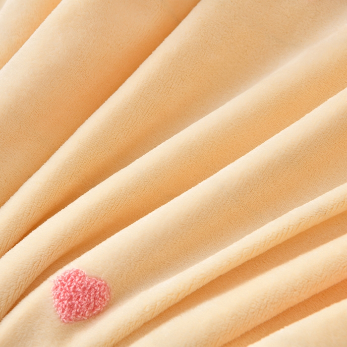 91家纺网 家纺一手货源 找家纺 梦之星 2025新款9斤毛巾绣韩式花边牛奶绒四件套 蝴蝶-淡黄