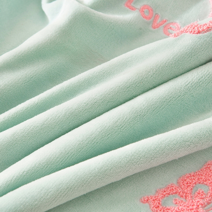 91家纺网 家纺一手货源 找家纺 梦之星 2025新款9斤毛巾绣韩式花边牛奶绒四件套 蝴蝶-淡绿