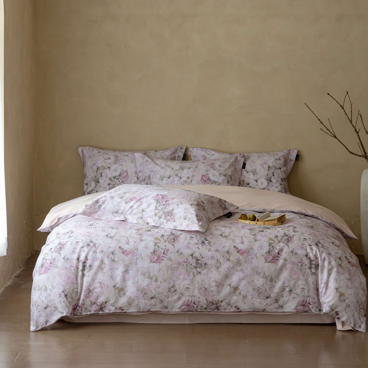 91家纺网 家纺一手货源 找家纺 三味舒屋 2025新款50s全棉纯棉磨毛印花四件套-秋日绮梦 塞纳花影粉