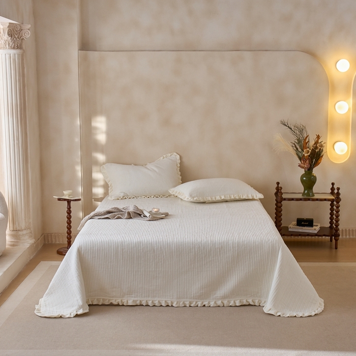 91家纺网 家纺一手货源 找家纺 （总）安莱生活 2025年秋冬新品200克牛奶绒花边床盖单品床盖床盖单件