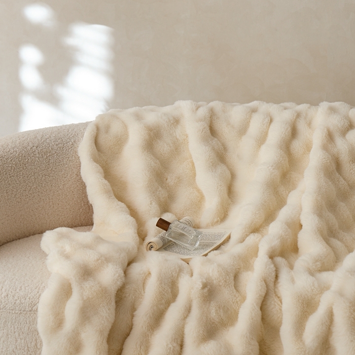 91家纺网 家纺一手货源 找家纺 （总）安莱生活 2025秋冬新品360克兔绒毛毯毯子