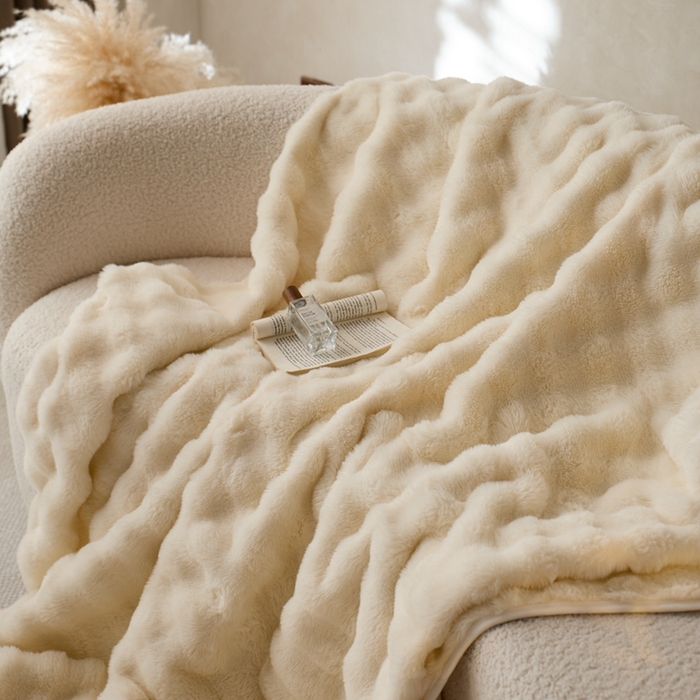 91家纺网 家纺一手货源 找家纺 （总）安莱生活 2025秋冬新品360克兔绒毛毯毯子