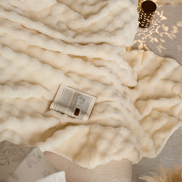 91家纺网 家纺一手货源 找家纺 （总）安莱生活 2025秋冬新品360克兔绒毛毯毯子