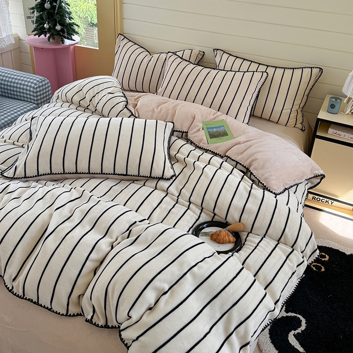 （总）三朵家纺 2025新款无印风三角针牛奶绒四件套