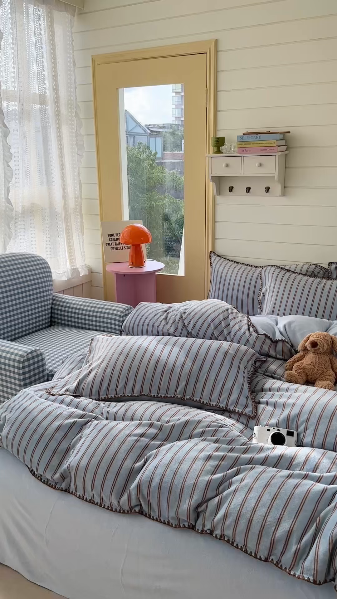 91家纺网 家纺一手货源 找家纺 三朵家纺 2025新款无印风三角针牛奶绒四件套 蓝调条纹