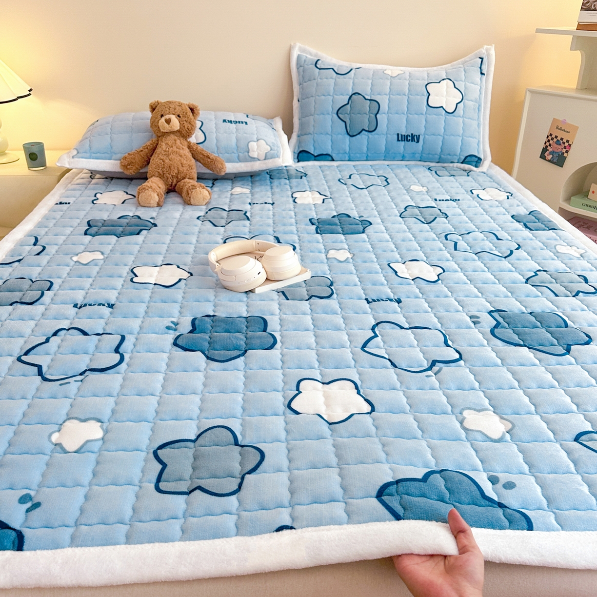 91家纺网 家纺一手货源 找家纺 （总）川悦生活 2025新款A类印花牛奶绒床垫加厚绒保暖床床褥-大床图