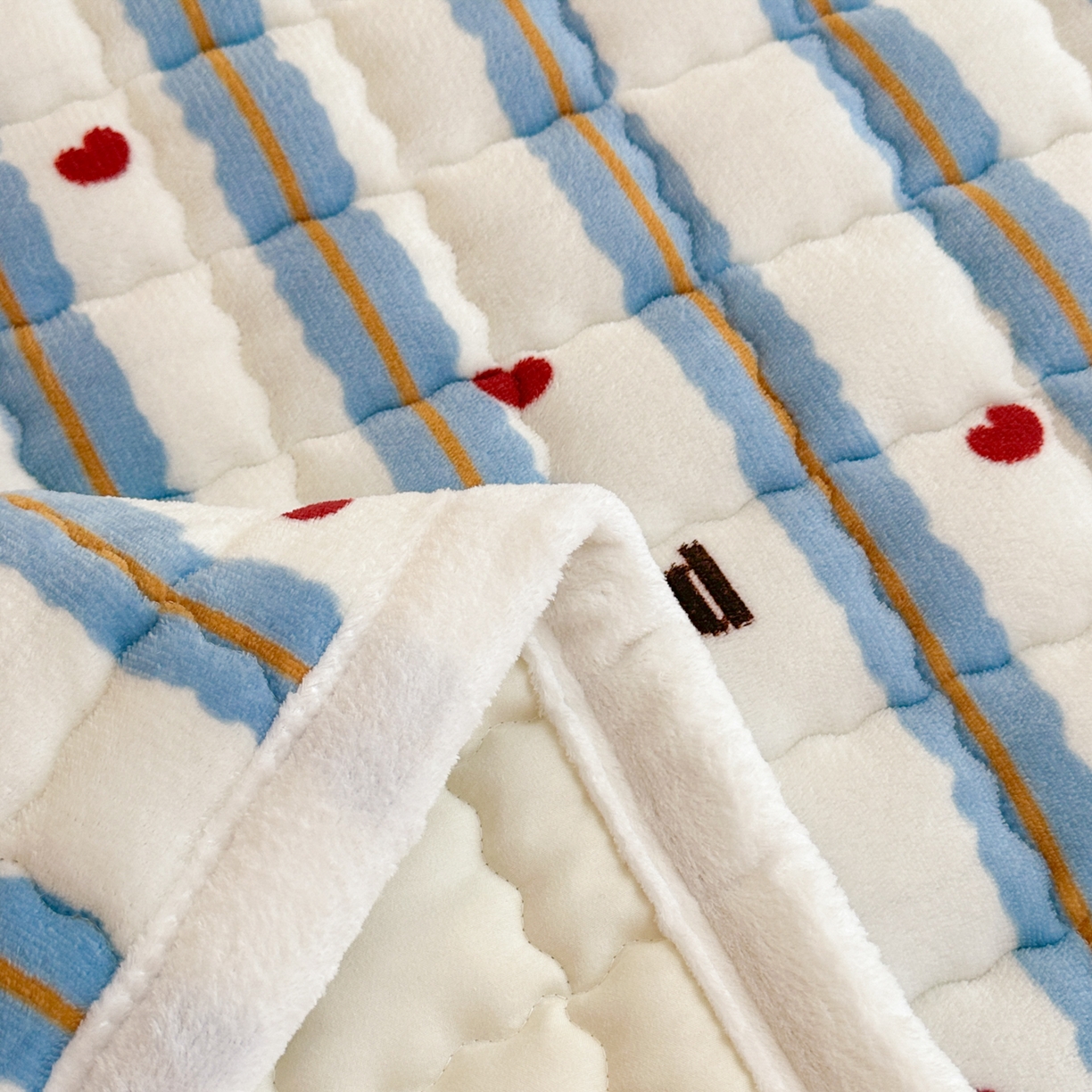 91家纺网 家纺一手货源 找家纺 川悦生活 2025新款A类印花牛奶绒床垫加厚绒保暖床床褥-大床图 床垫格心小屋