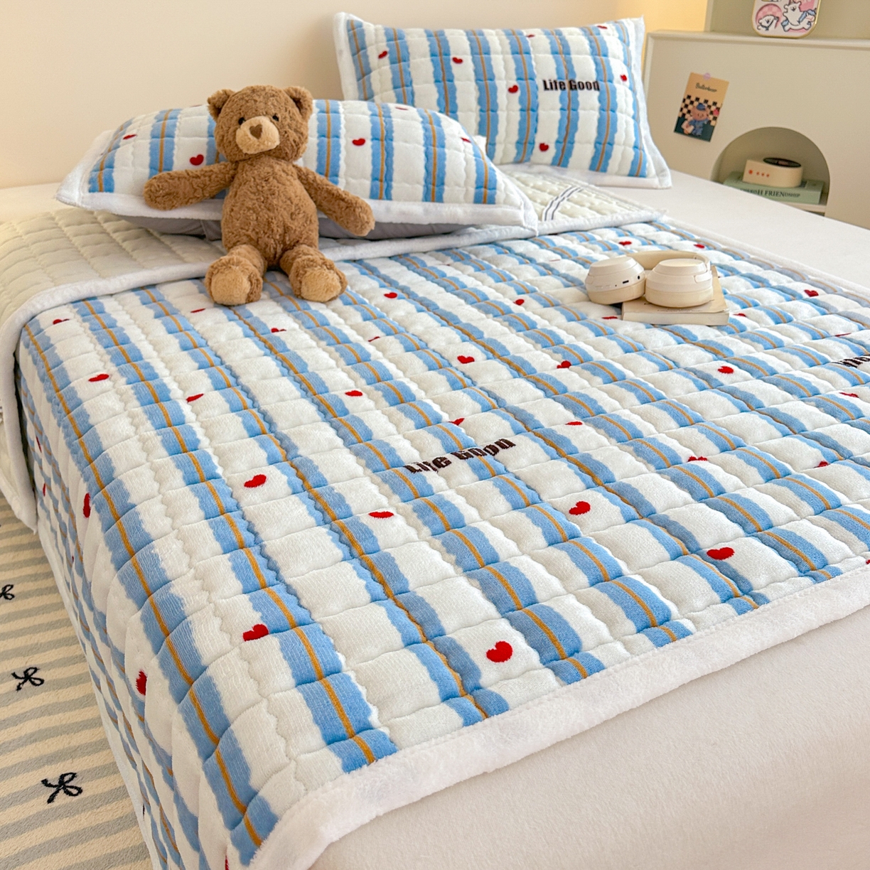 91家纺网 家纺一手货源 找家纺 川悦生活 2025新款A类印花牛奶绒床垫加厚绒保暖床床褥-大床图 床垫格心小屋