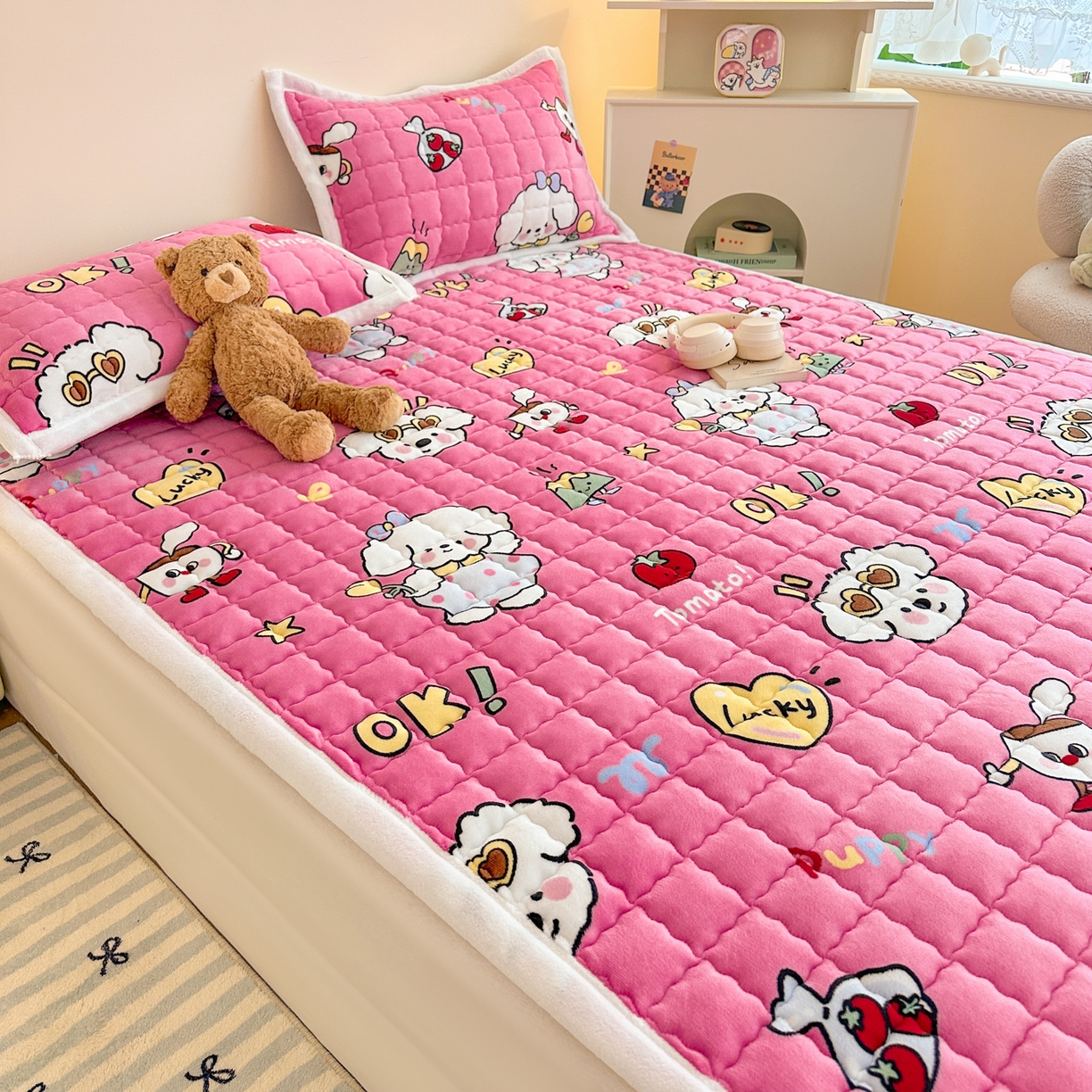 91家纺网 家纺一手货源 找家纺 川悦生活 2025新款A类印花牛奶绒床垫加厚绒保暖床床褥-大床图 床垫嗨皮小奶狗