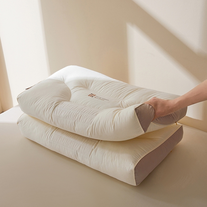 91家纺网 家纺一手货源 找家纺 （总）锦鲤枕芯 A类纯棉天然竹片护颈黑科技 分区护颈枕