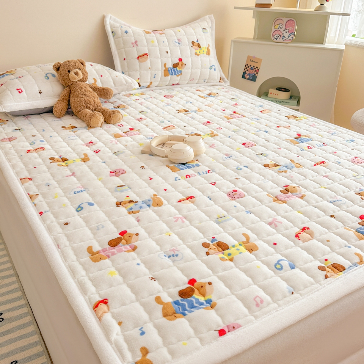 91家纺网 家纺一手货源 找家纺 川悦生活 2025新款A类印花牛奶绒床垫加厚绒保暖床床褥-大床图 床垫快乐腊肠