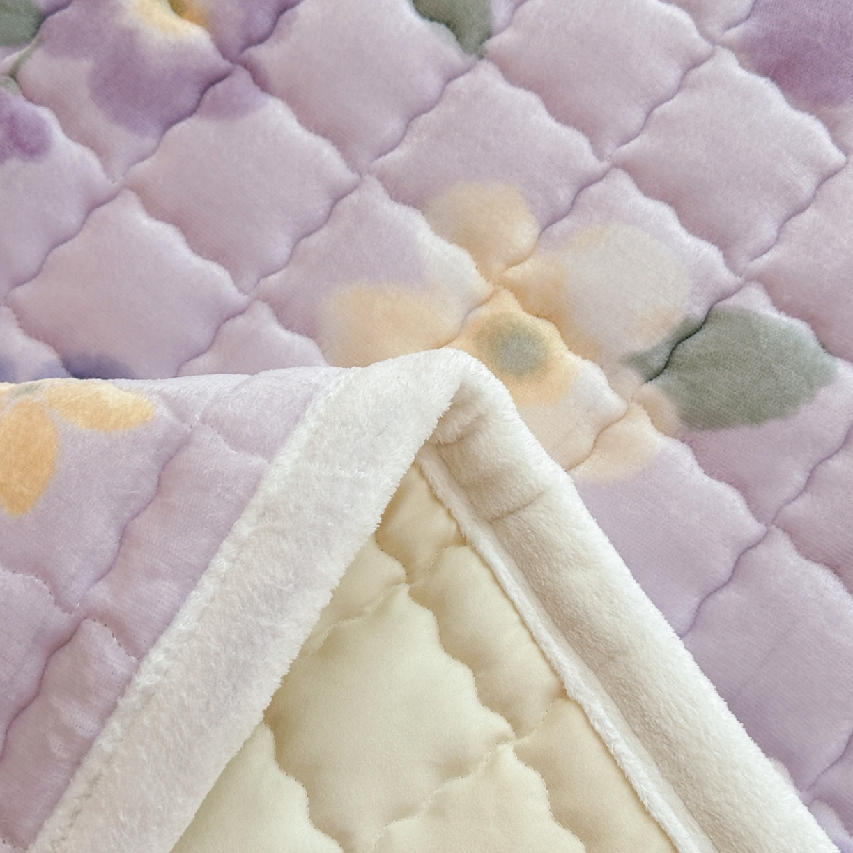 91家纺网 家纺一手货源 找家纺 川悦生活 2025新款A类印花牛奶绒床垫加厚绒保暖床床褥-大床图 床垫莉莉柒缇