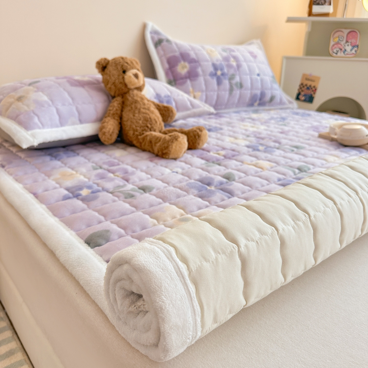 91家纺网 家纺一手货源 找家纺 川悦生活 2025新款A类印花牛奶绒床垫加厚绒保暖床床褥-大床图 床垫莉莉柒缇