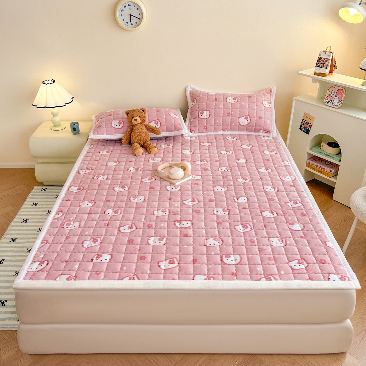 91家纺网 家纺一手货源 找家纺 川悦生活 2025新款A类印花牛奶绒床垫加厚绒保暖床床褥-大床图 床垫少女喵喵