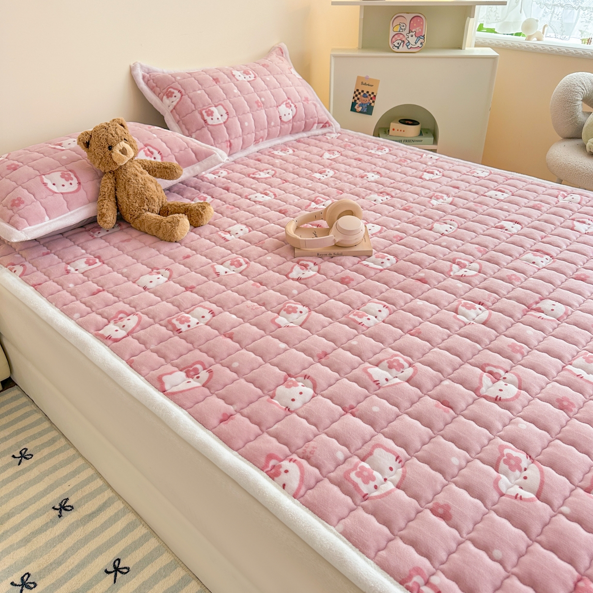 91家纺网 家纺一手货源 找家纺 川悦生活 2025新款A类印花牛奶绒床垫加厚绒保暖床床褥-大床图 床垫少女喵喵