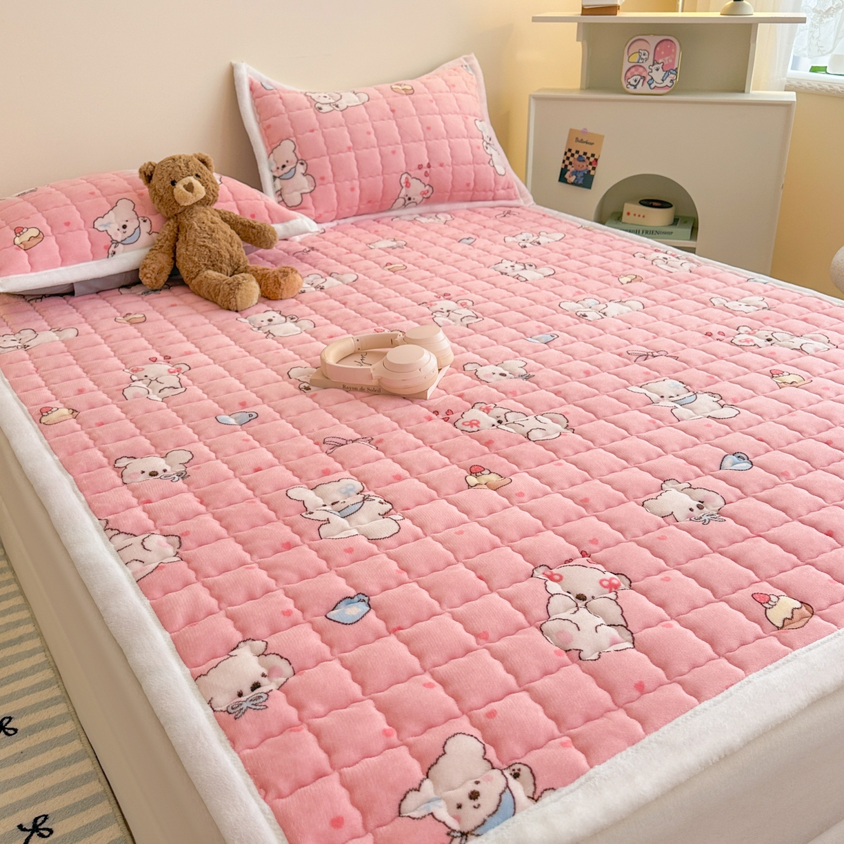 91家纺网 家纺一手货源 找家纺 川悦生活 2025新款A类印花牛奶绒床垫加厚绒保暖床床褥-大床图 床垫甜蜜小狗
