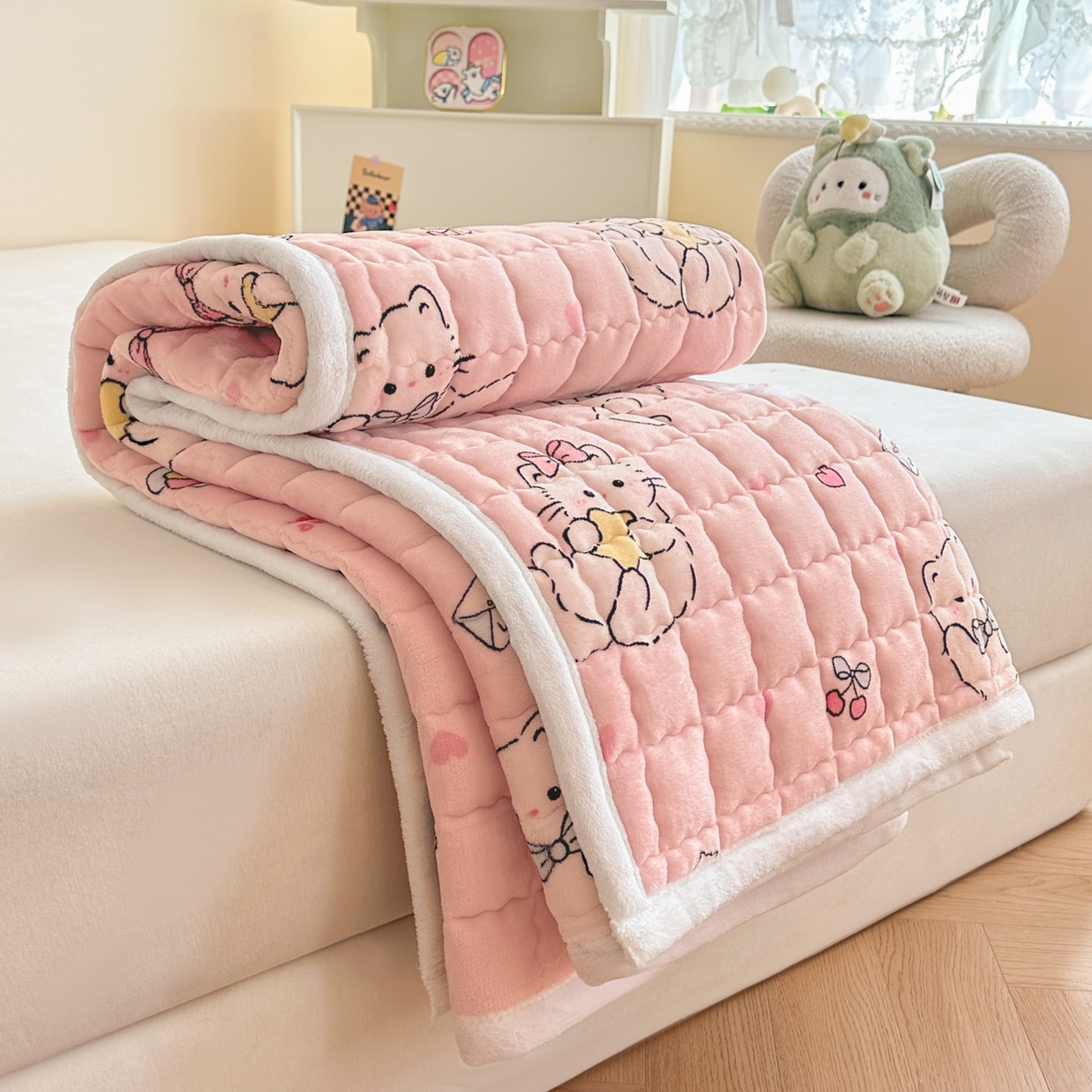 91家纺网 家纺一手货源 找家纺 川悦生活 2025新款A类印花牛奶绒床垫加厚绒保暖床床褥-大床图 床垫星心小猫