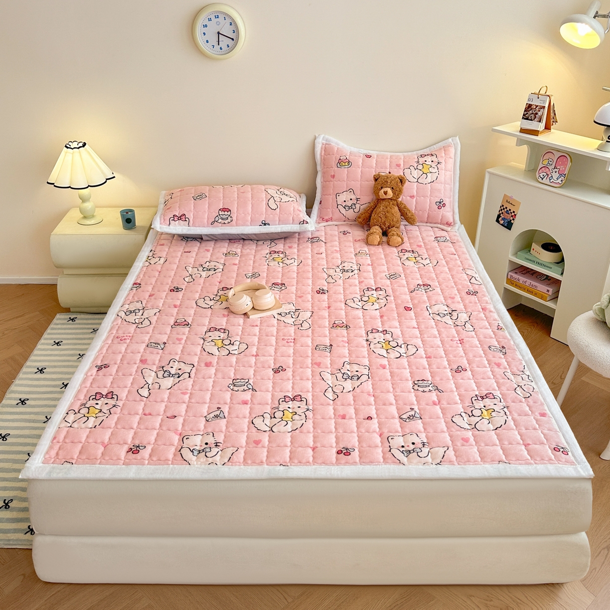 91家纺网 家纺一手货源 找家纺 川悦生活 2025新款A类印花牛奶绒床垫加厚绒保暖床床褥-大床图 床垫星心小猫