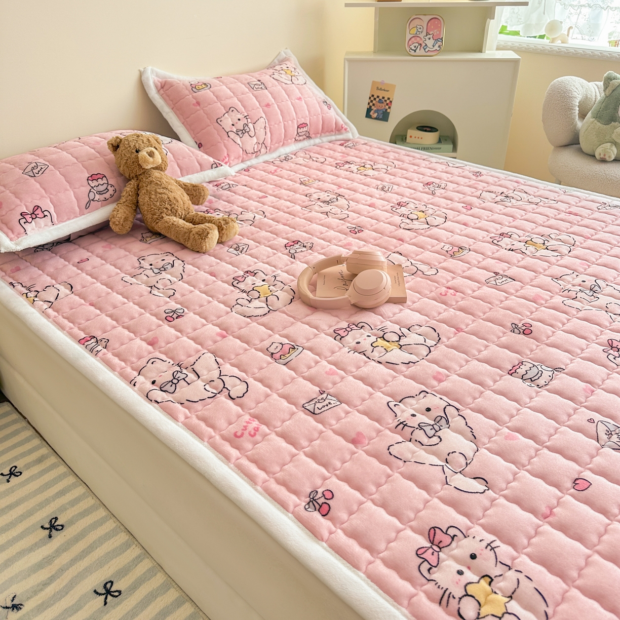 91家纺网 家纺一手货源 找家纺 川悦生活 2025新款A类印花牛奶绒床垫加厚绒保暖床床褥-大床图 床垫星心小猫