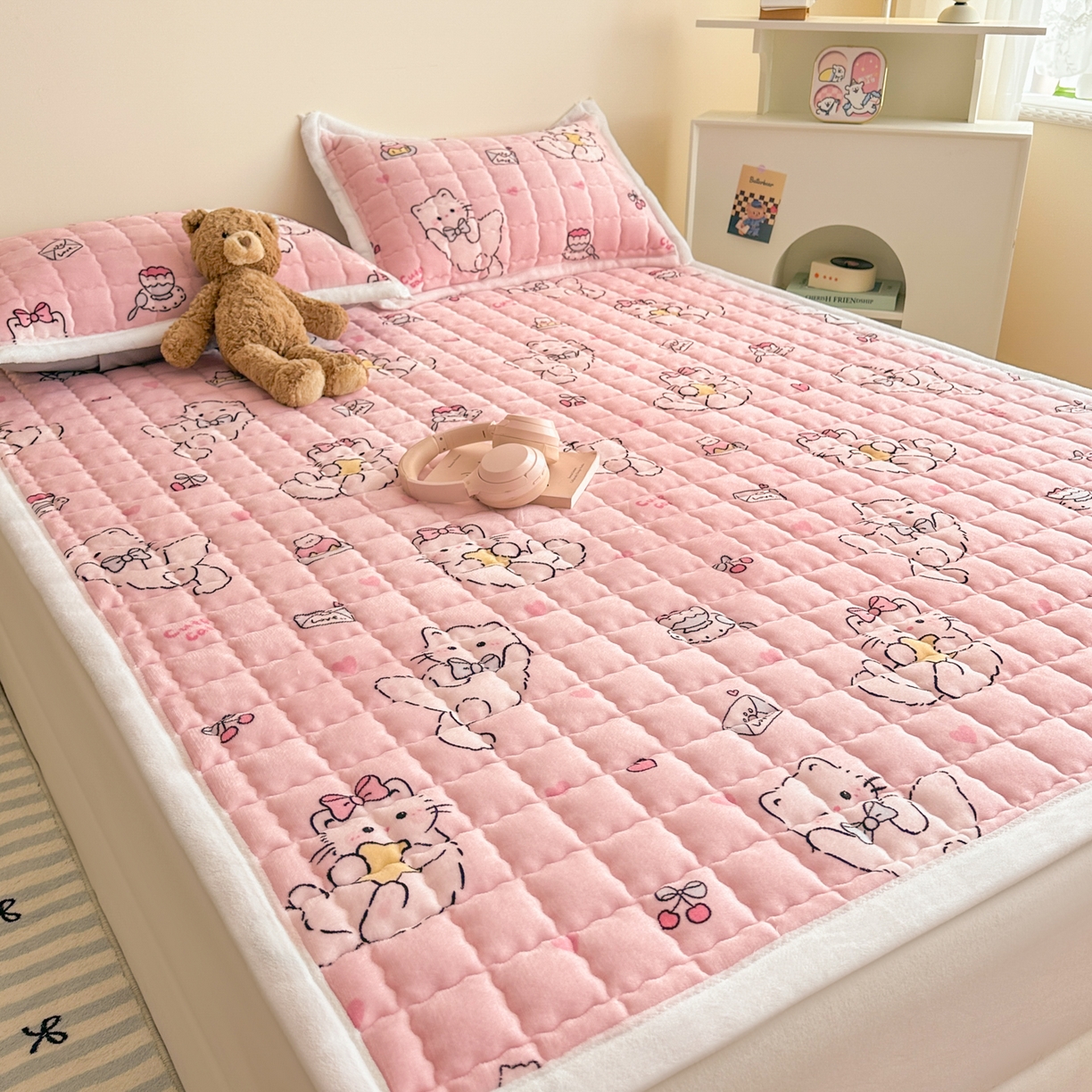 91家纺网 家纺一手货源 找家纺 川悦生活 2025新款A类印花牛奶绒床垫加厚绒保暖床床褥-大床图 床垫星心小猫