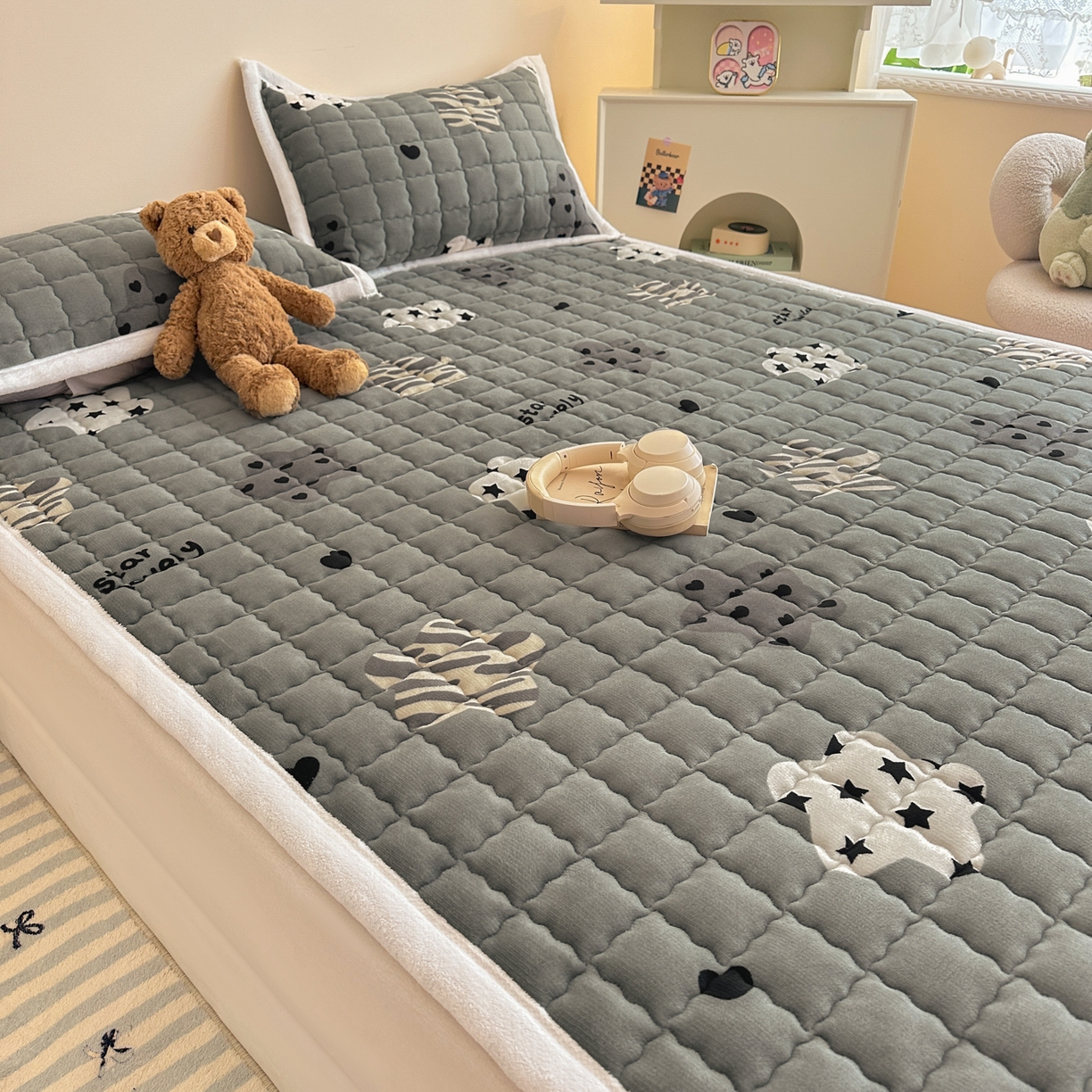 91家纺网 家纺一手货源 找家纺 川悦生活 2025新款A类印花牛奶绒床垫加厚绒保暖床床褥-大床图 床垫夜空好梦