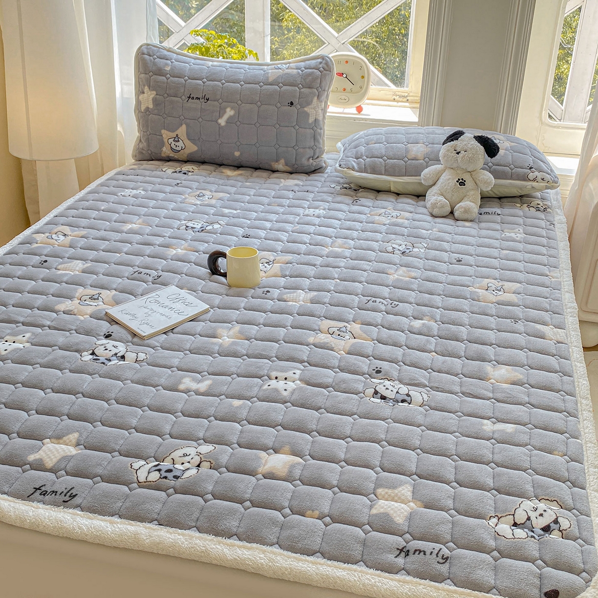 91家纺网 家纺一手货源 找家纺 （总）眠势力 2025新款牛奶绒床垫加绒床褥子秋冬保暖珊瑚绒夹棉床护垫