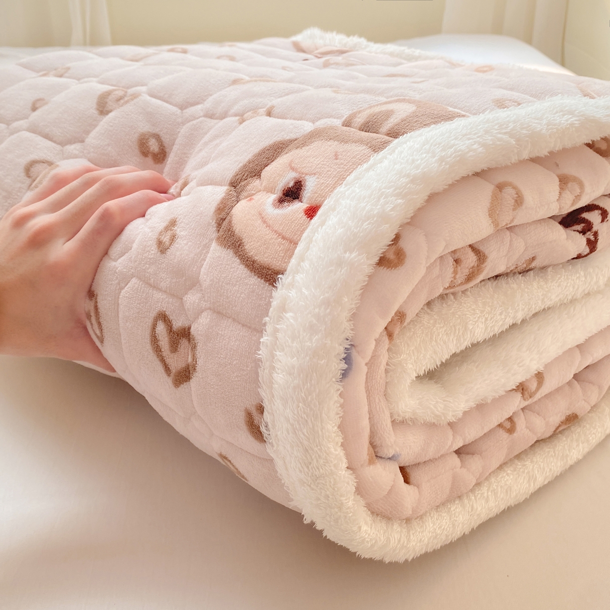 91家纺网 家纺一手货源 找家纺 （总）眠势力 2025新款牛奶绒床垫加绒床褥子秋冬保暖珊瑚绒夹棉床护垫