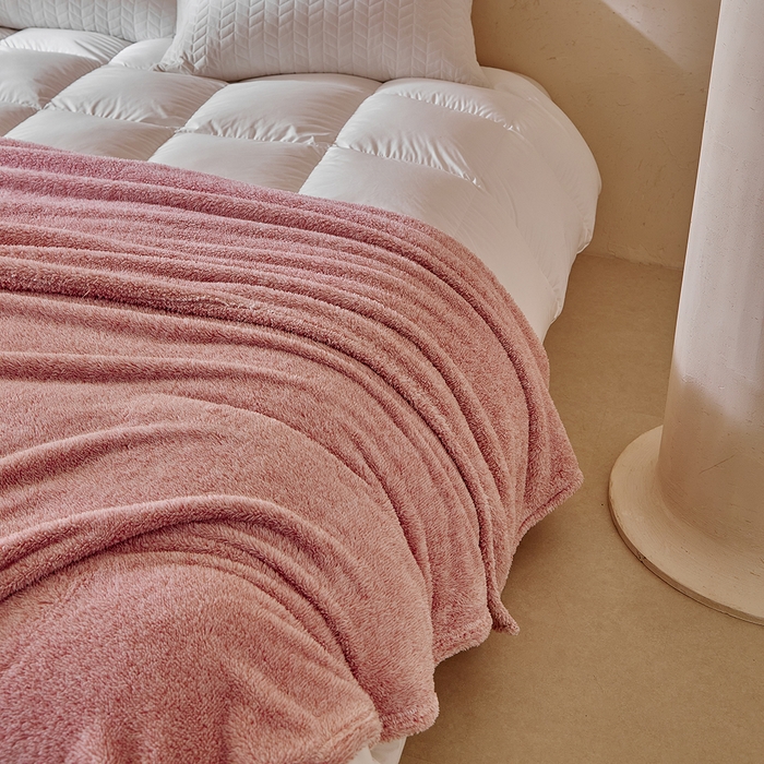 91家纺网 家纺一手货源 找家纺 缘生活 2025新款阳离子毛巾毯四季通用百搭款毛毯毯子 阳离子毛巾毯粉色