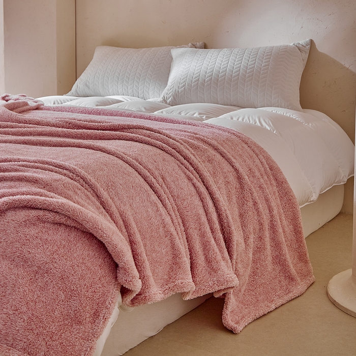 91家纺网 家纺一手货源 找家纺 缘生活 2025新款阳离子毛巾毯四季通用百搭款毛毯毯子 阳离子毛巾毯粉色