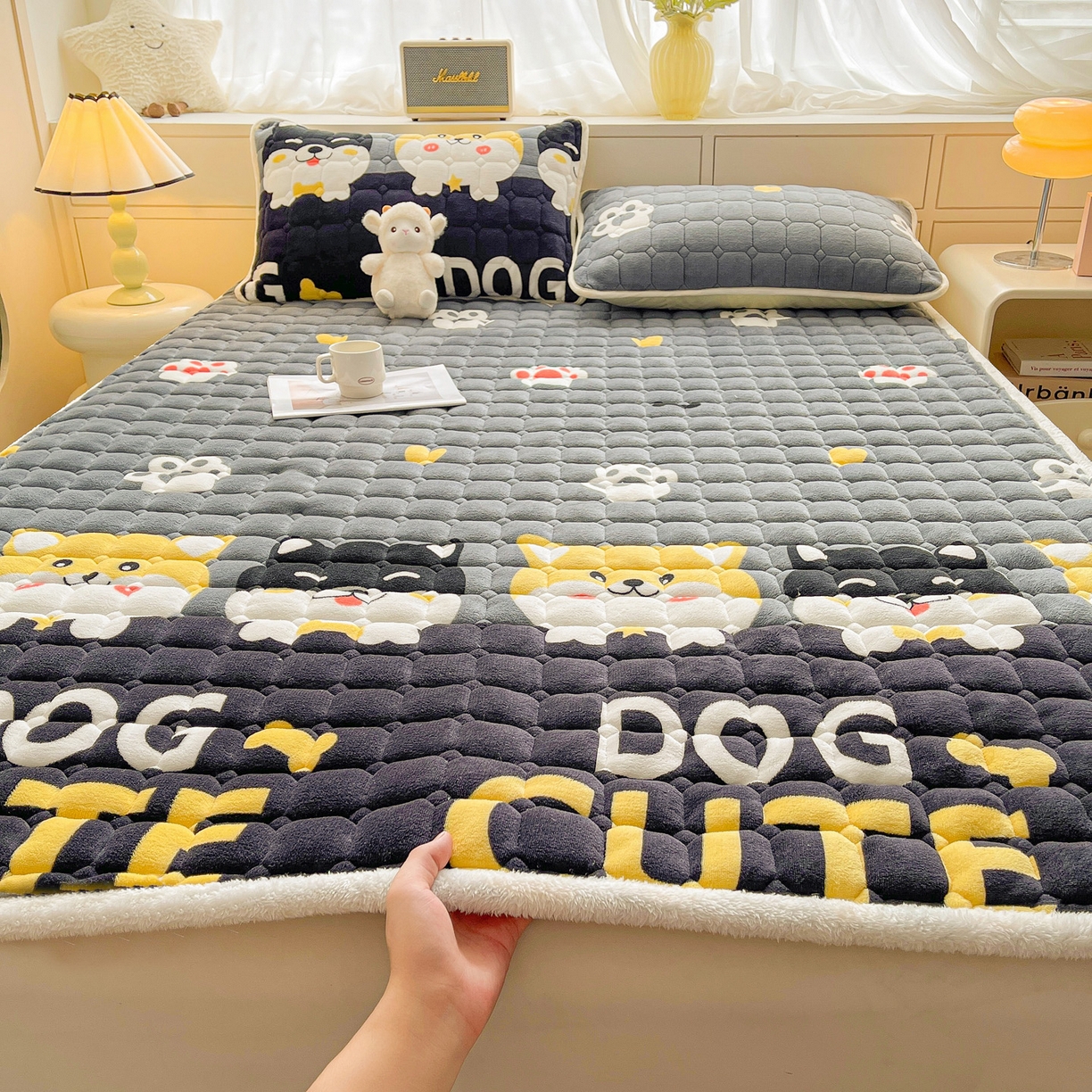 91家纺网 家纺一手货源 找家纺 （总）眠势力 2025新款牛奶绒床垫加绒床褥子秋冬保暖珊瑚绒夹棉床护垫