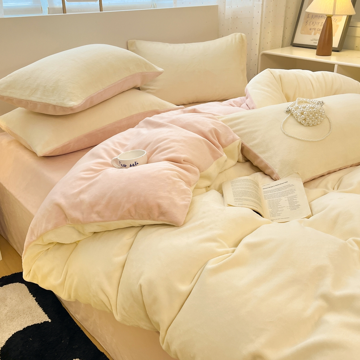 91家纺网 家纺一手货源 找家纺 颜选 2025新款纯色190克牛奶绒四件套 冰淇淋黄粉
