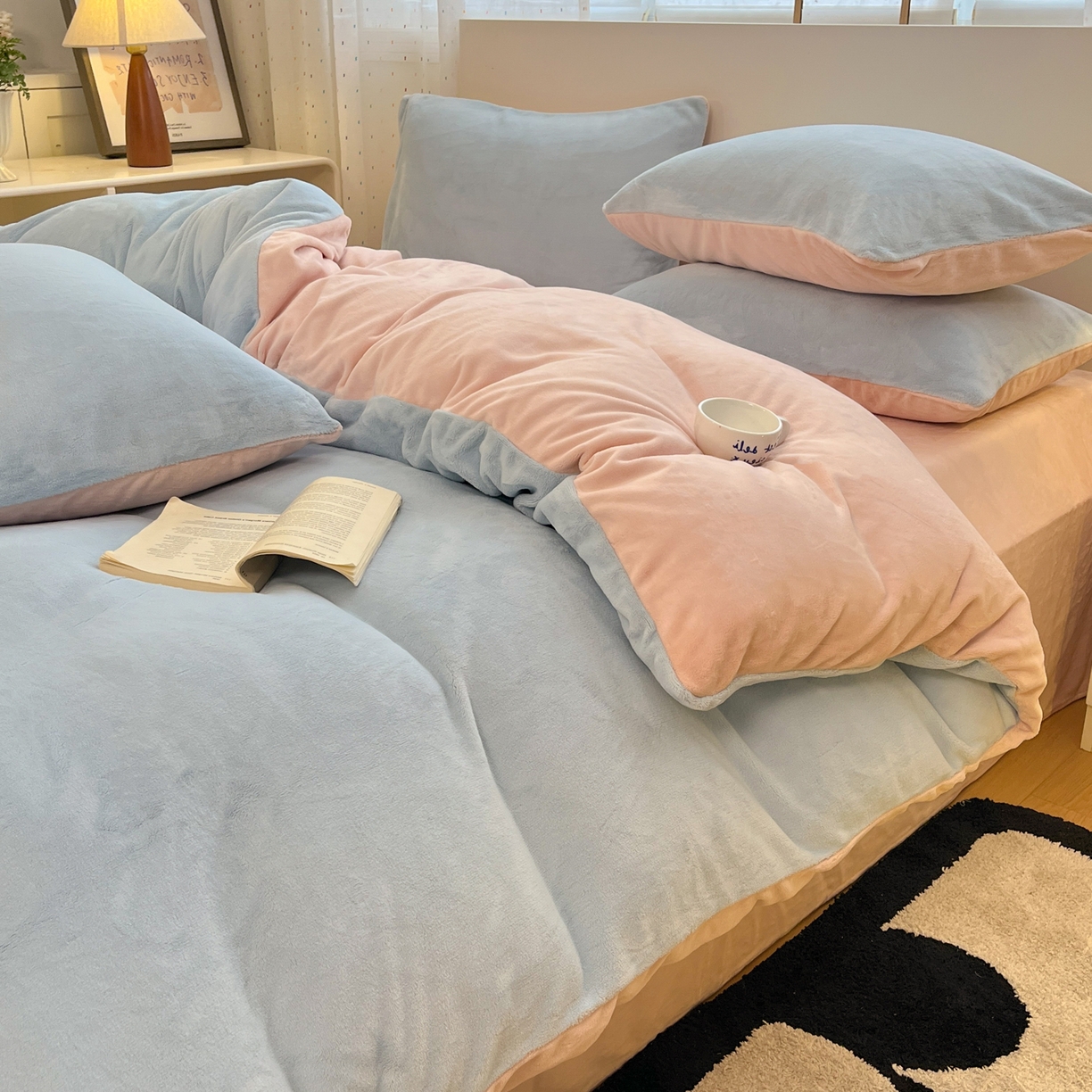 91家纺网 家纺一手货源 找家纺 颜选 2025新款纯色190克牛奶绒四件套 冰淇淋蓝玉