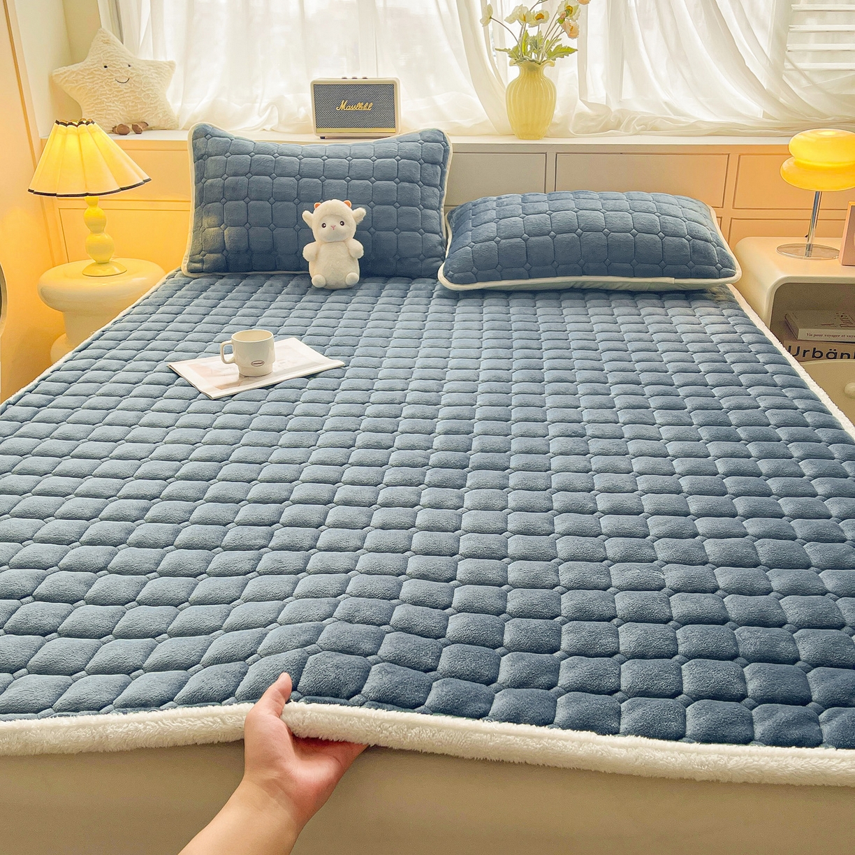 91家纺网 家纺一手货源 找家纺 （总）眠势力 2025新款牛奶绒床垫加绒床褥子秋冬保暖珊瑚绒夹棉床护垫