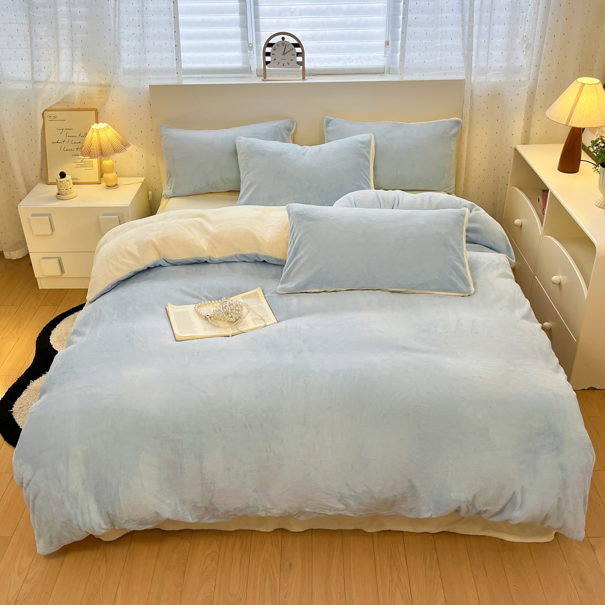 91家纺网 家纺一手货源 找家纺 颜选 2025新款纯色190克牛奶绒四件套 奶油黄蓝