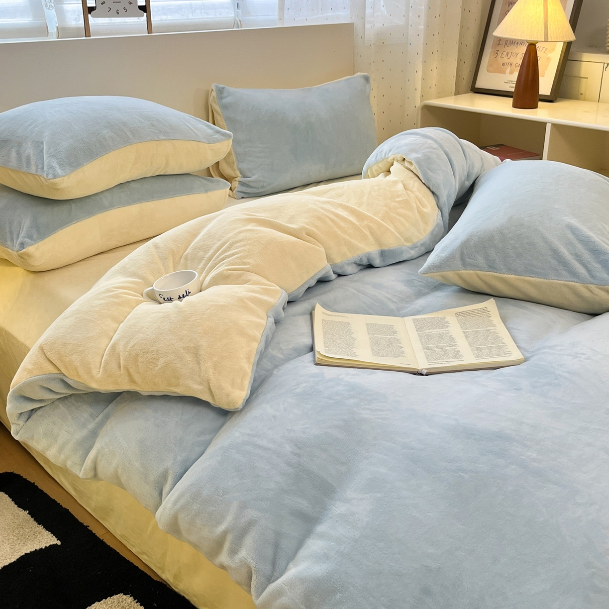 91家纺网 家纺一手货源 找家纺 颜选 2025新款纯色190克牛奶绒四件套 奶油黄蓝