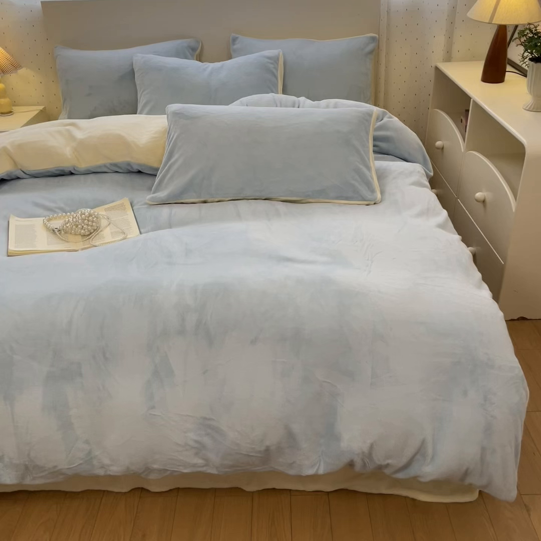 91家纺网 家纺一手货源 找家纺 颜选 2025新款纯色190克牛奶绒四件套 奶油黄蓝